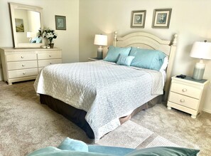 2 bedrooms, free WiFi - 305 Varnville Way (The Villages)