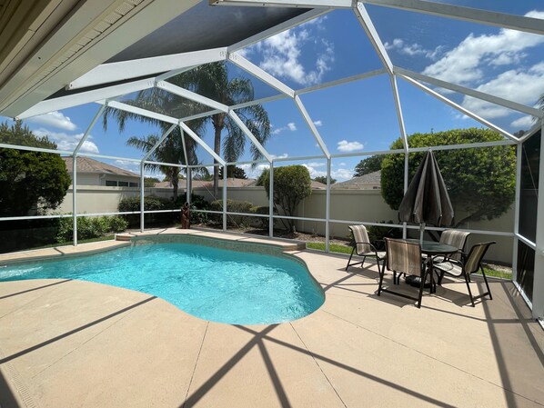 Outdoor pool - 441 Brentwood Ave (The Villages)