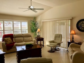 Villa, Multiple Beds, Lanai, Garden View | Living area | TV - 1194 Flamingo Pl (The Villages)