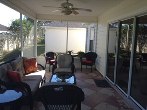 Casa, letti multipli, lanai, vista giardino | Terrazza/patio