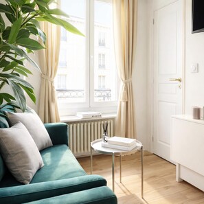 TV, offices
