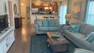 Villa, Multiple Beds, Lanai, Garden View | Living area | TV