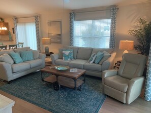 Villa, Multiple Beds, Lanai, Garden View | Living area | TV - 1172 Atlas Dr (The Villages)