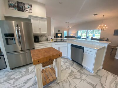 2184 Willow Grove Way