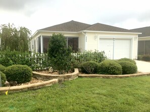 Exterior - 3375 Castlegate Ct (Wildwood)