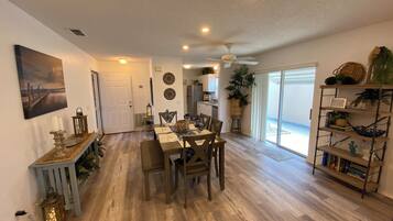 Villa, Multiple Beds, Patio, Garden View | Dining