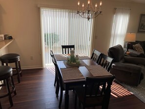 Villa, 2 Queen Beds, Lanai, Garden View | Dining - 9238 SE 166th Sprung Ln (The Villages)