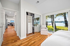 3 dormitorios, tabla de planchar con plancha, wifi gratis y ropa de cama