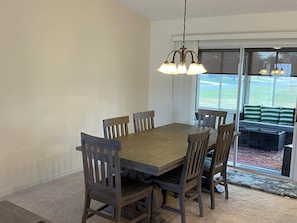 House, Multiple Beds, Lanai, Garden View | Dining