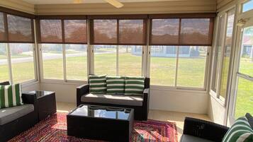 獨棟房屋, 多張床, 夏威夷式陽台, 花園景觀 | 住宿內部