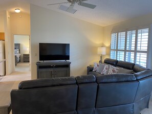 Living area - 2322 Welcome Way (The Villages)