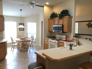 House, Multiple Beds, Lanai, Garden View | Private kitchen | Fridge, microwave, oven, stovetop