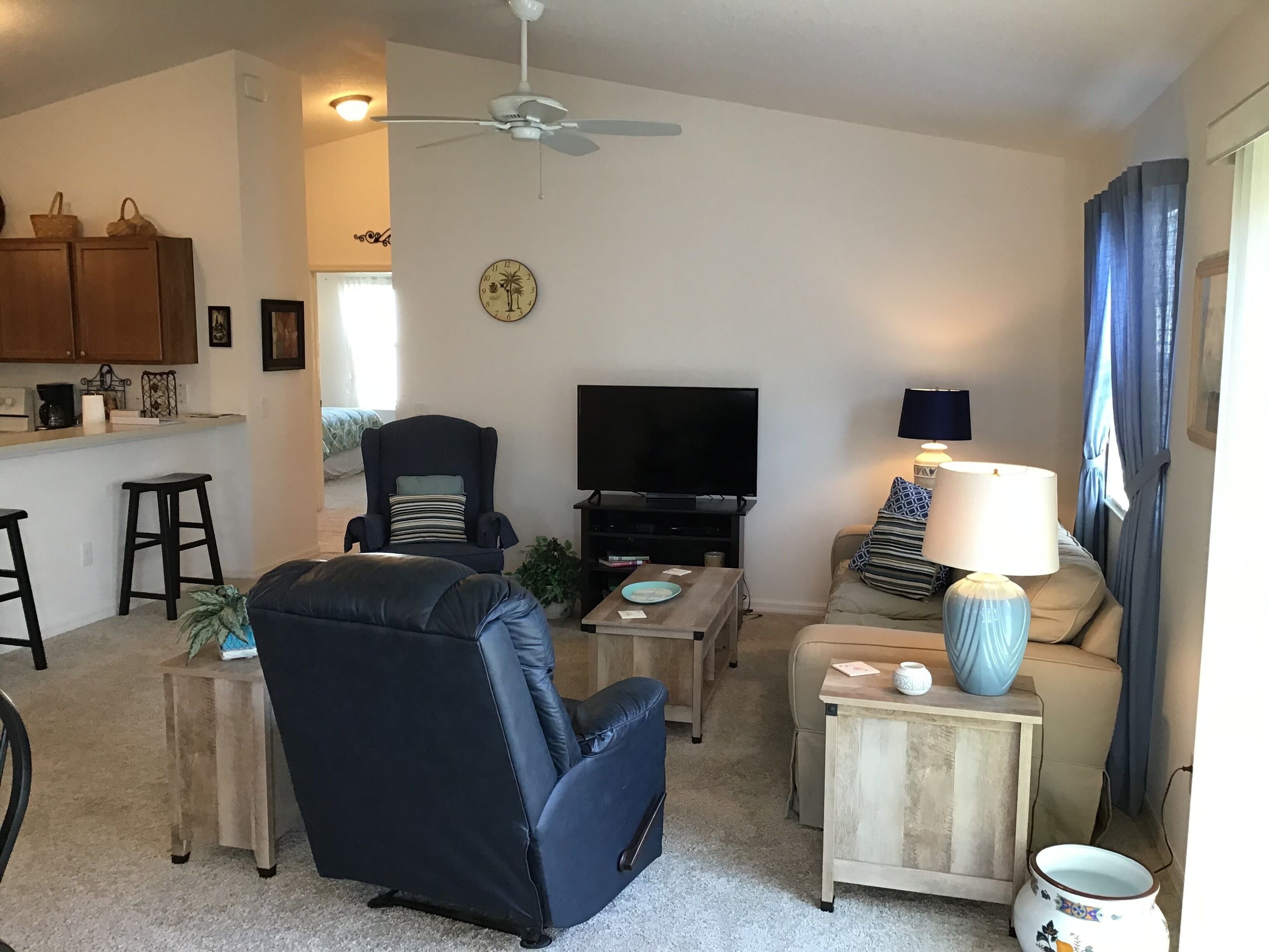 Villa, Multiple Beds, Lanai, Garden View | Living area | TV