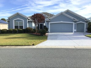 Exterior - 525 Inner Circle (The Villages)