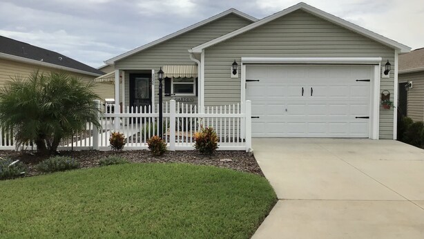 Unclassified image, 1 of 29, button - 3026 Fritillary Terrace (Wildwood)