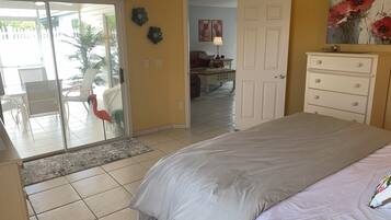 Villa, Multiple Beds, Lanai, Garden View | 2 bedrooms, free WiFi