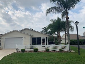 Exterior - 2398 Westover Way (The Villages)