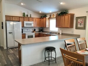 Villa, Multiple Beds, Lanai, Garden View | Private kitchen | Fridge, microwave, oven, stovetop