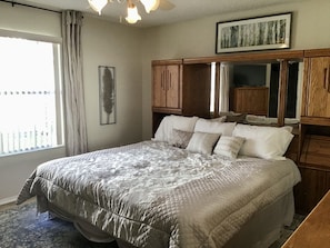 Huis, Meerdere bedden, bubbelbad, uitzicht op golfbaan | 2 slaapkamers, gratis wifi