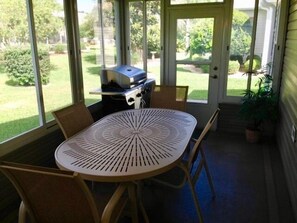 House, Multiple Beds, Lanai, Garden View | Dining - 9262 SE 179th Wesley St (The Villages)