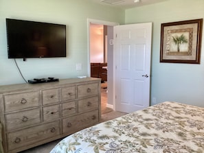 House, Multiple Beds, Patio, Garden View | 3 bedrooms, free WiFi - 1685 Natalino Road (Wildwood)