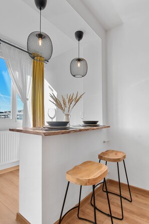 Suíte família | Opções para refeição no quarto