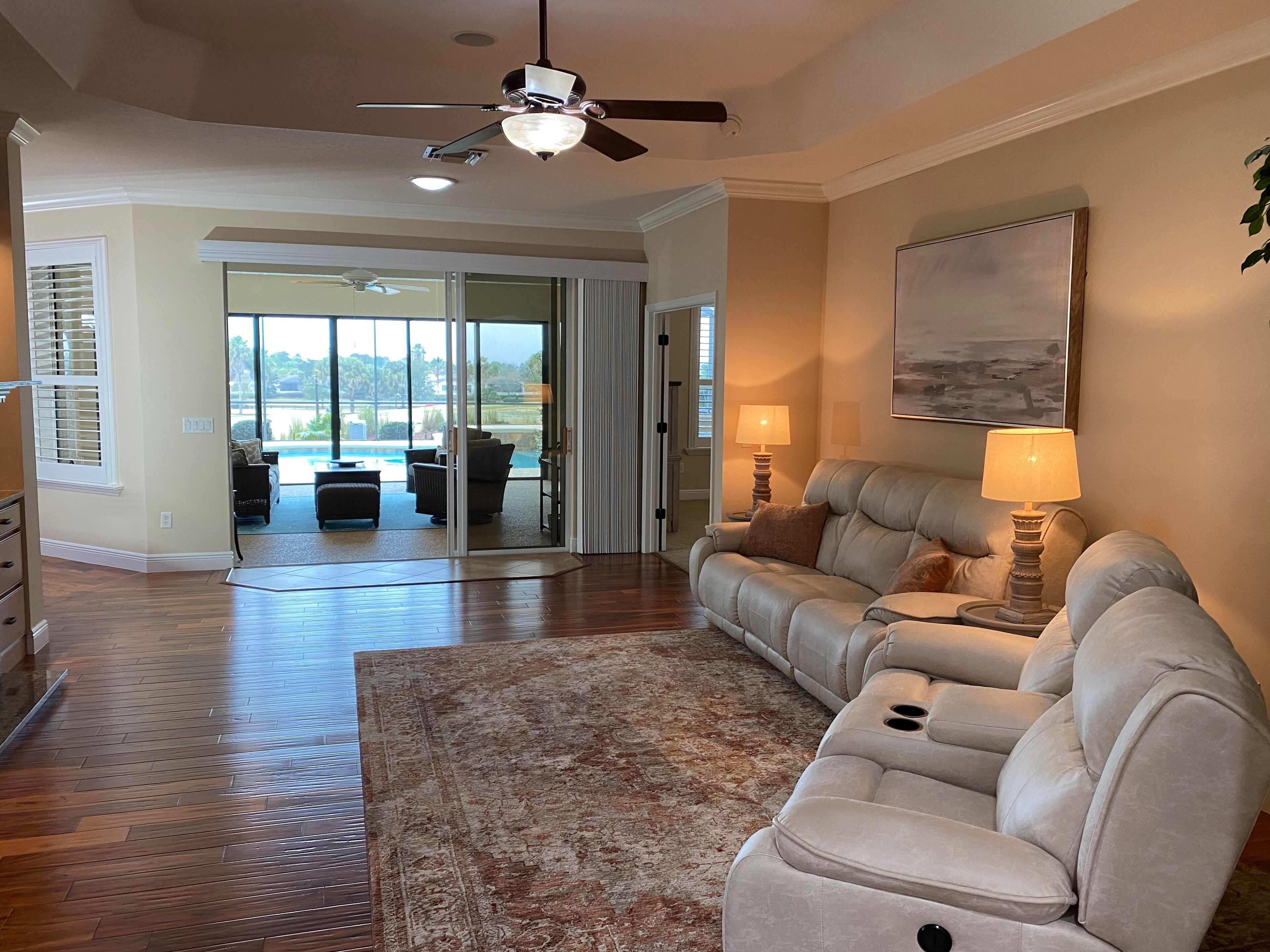 House, Berbilang Katil, Pool Access, Golf View | Ruang tamu | TV 