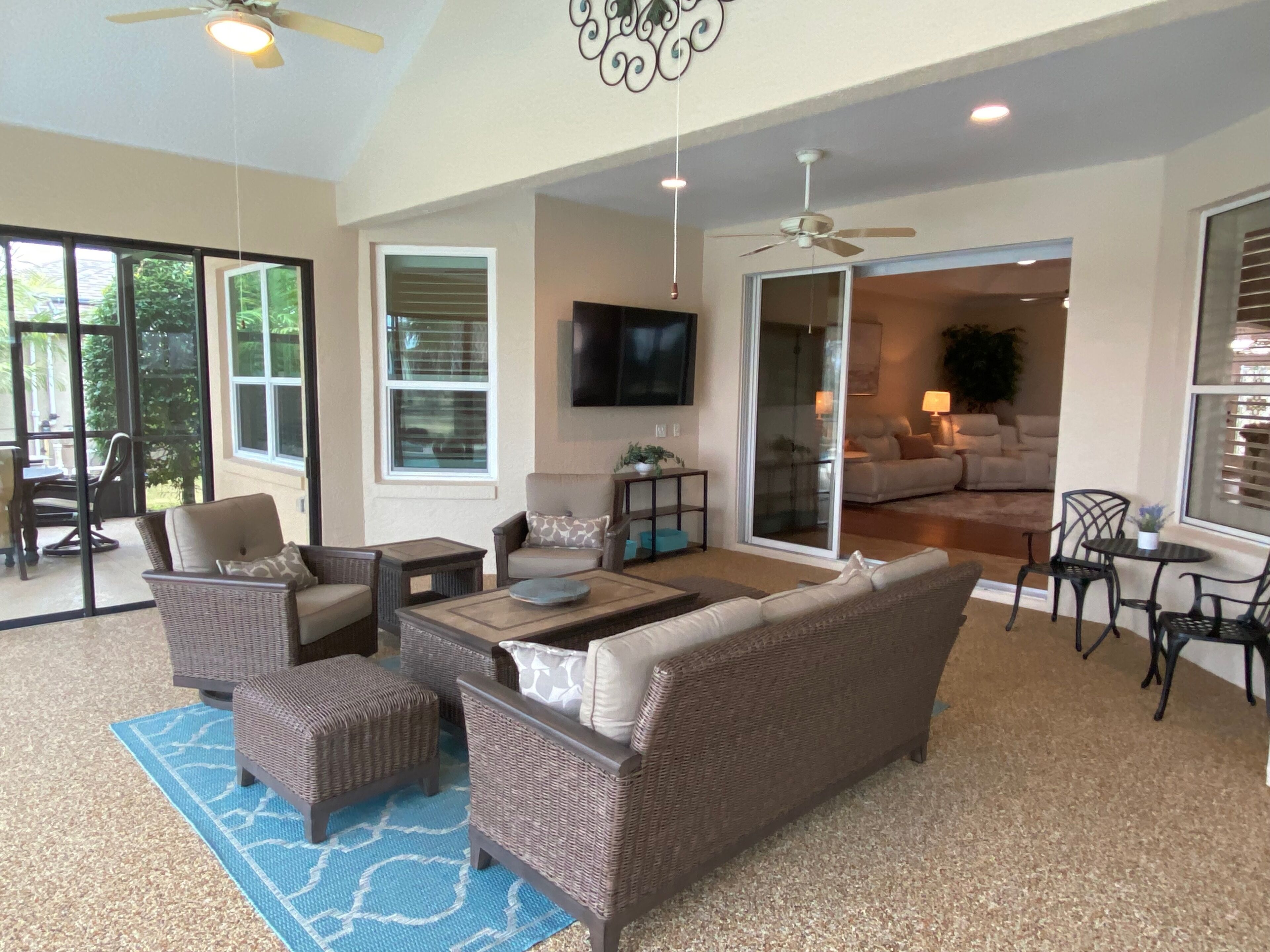 House, Multiple Beds, Pool Access, Golf View | Interior