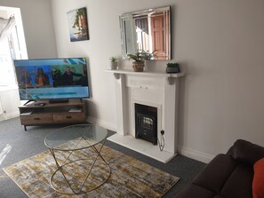 House, Multiple Beds | Interior