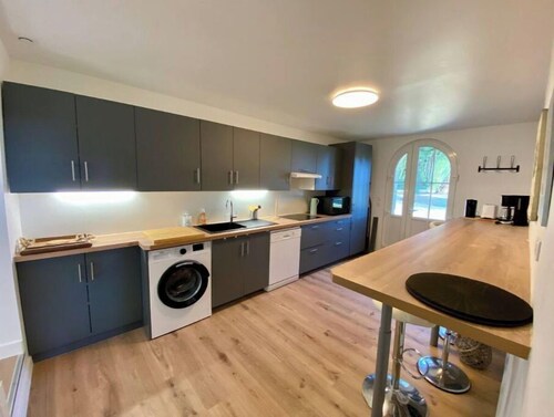 Charming home for 6.