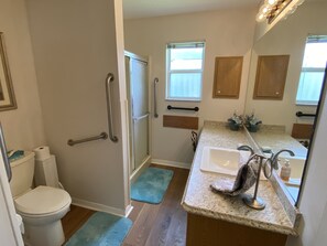 Bathroom - 2527 Botello Avenue (The Villages)
