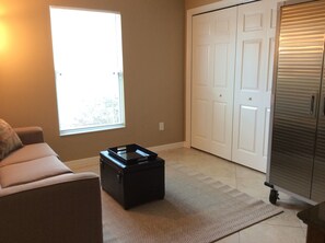 Villa, Multiple Beds, Lanai, Garden View | Interior