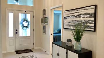 House, Multiple Beds, Lanai, Garden View | 3 bedrooms, free WiFi