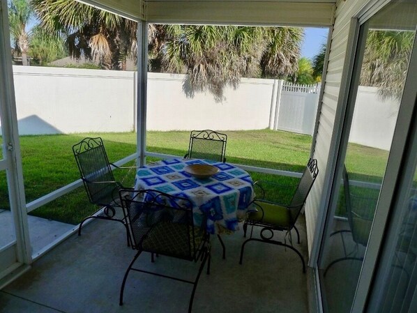 Outdoor dining