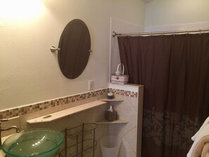 Bathroom - 977 Tanglewood Pl (The Villages)