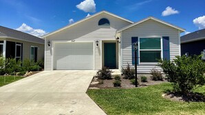 Exterior - 347 Logan Street (The Villages)
