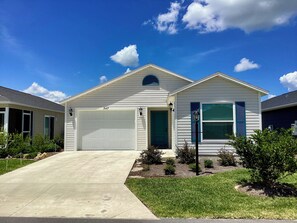 Exterior - 347 Logan Street (The Villages)