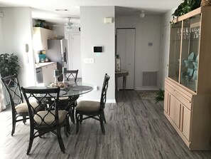 Villa, Multiple Beds, Patio, Garden View | Dining