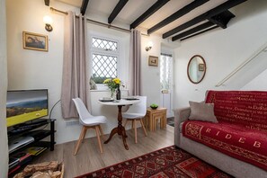 TV, peis og DVD-spiller