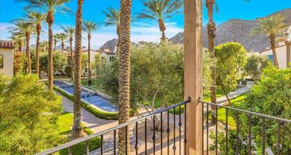 Upstairs 1BR Villa with Impeccable Views #A