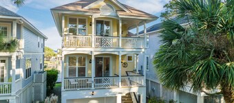 Carolina Girl Fripp Island