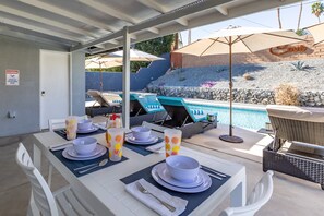 Outdoor dining