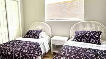 4 室のベッドルーム、WiFi、ベッドシーツ