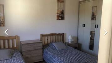 2 chambres, fer et planche à repasser, Wi-Fi gratuit