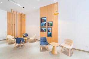 Lobby - Hanting Hotel Shanghai Daning Lingshi Park (Shanghai)