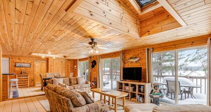 Lakefront, dog-friendly home with dock, kayaks, deck, & washer/dryer