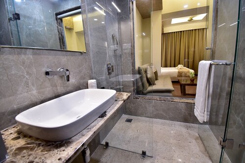 HOTEL CENTELLA 