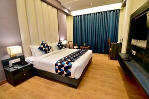 Executive Single Room | In-room safe, soundproofing, iron/ironing board, free WiFi - HOTEL CENTELLA  (Gwalior)
