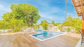Chalet | Pool | Outdoor pool