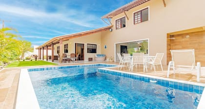 GB77 Ótima Casa 5 Quartos com Piscina